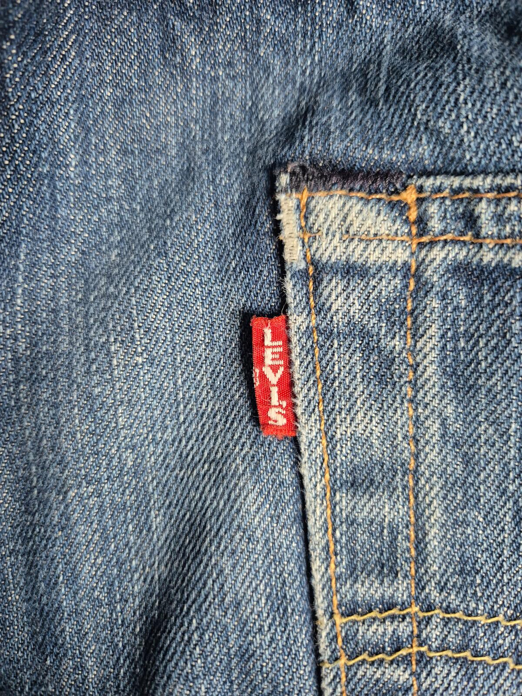 Levi 501s, Button Fly, W32 L34