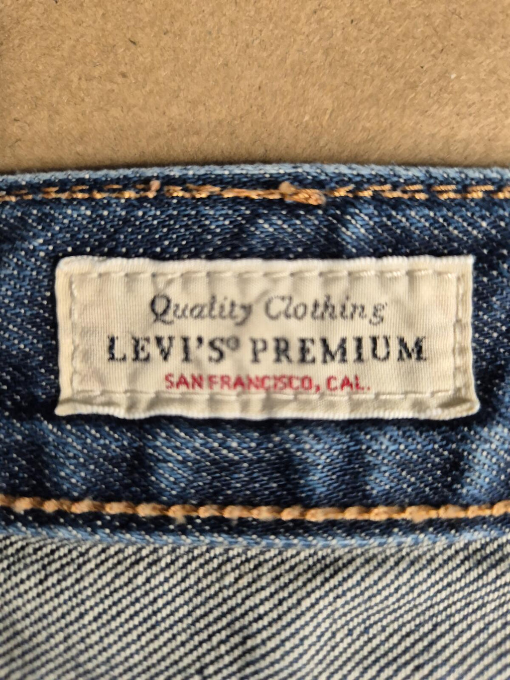 Levi 501s, Button Fly, W32 L34