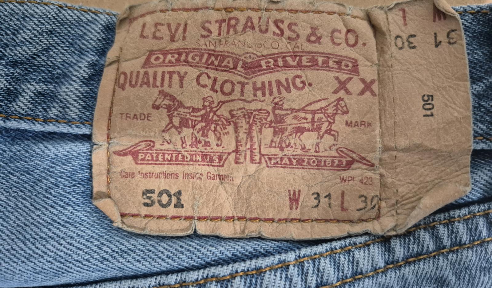Levi 501"s, button fly, paper tab, W29