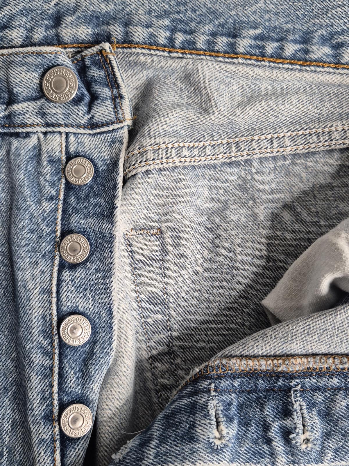 Levis 501"s, button fly, W31