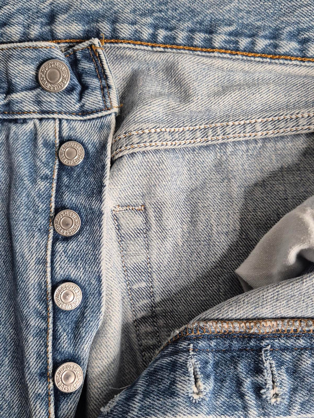 Levis 501"s, button fly, W31