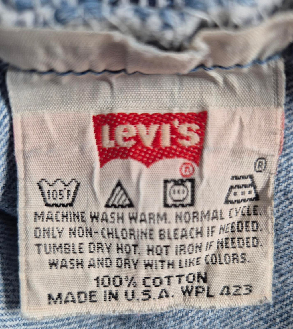 90's Levi's button fly,Made in USA, W26