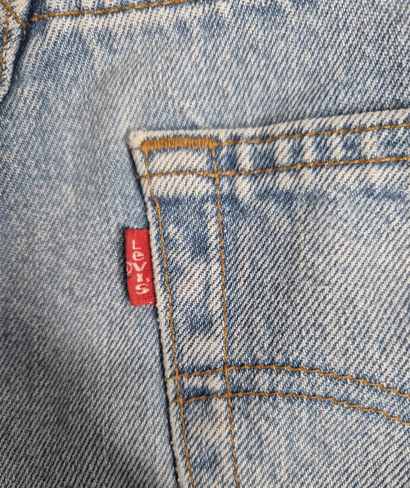 90's Levi 501"s button fly, W31 L32