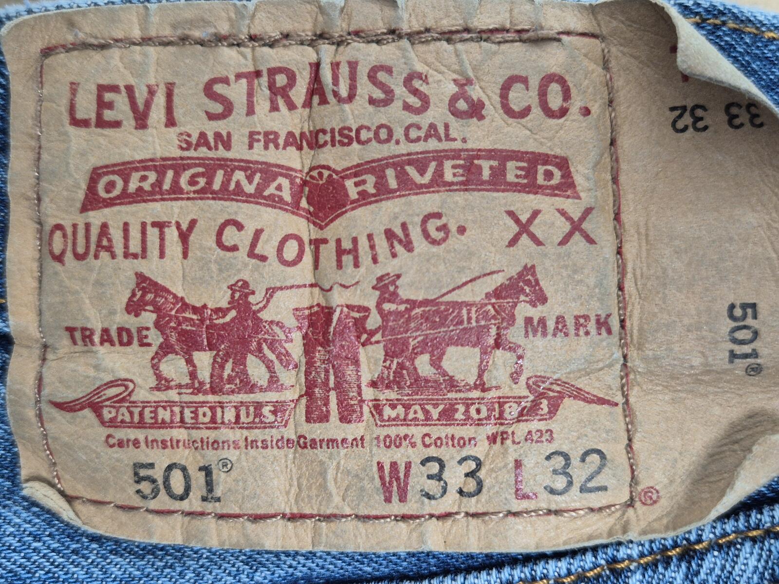 Levi 501s, paper tab, W33 L31