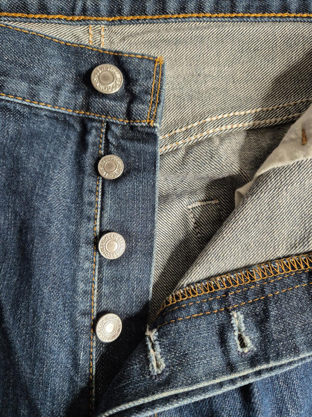 Vintage Levi 501s, paper tab, W36 L28