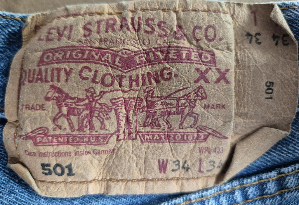 Vintage Levi 501s, paper tab, W32 L28