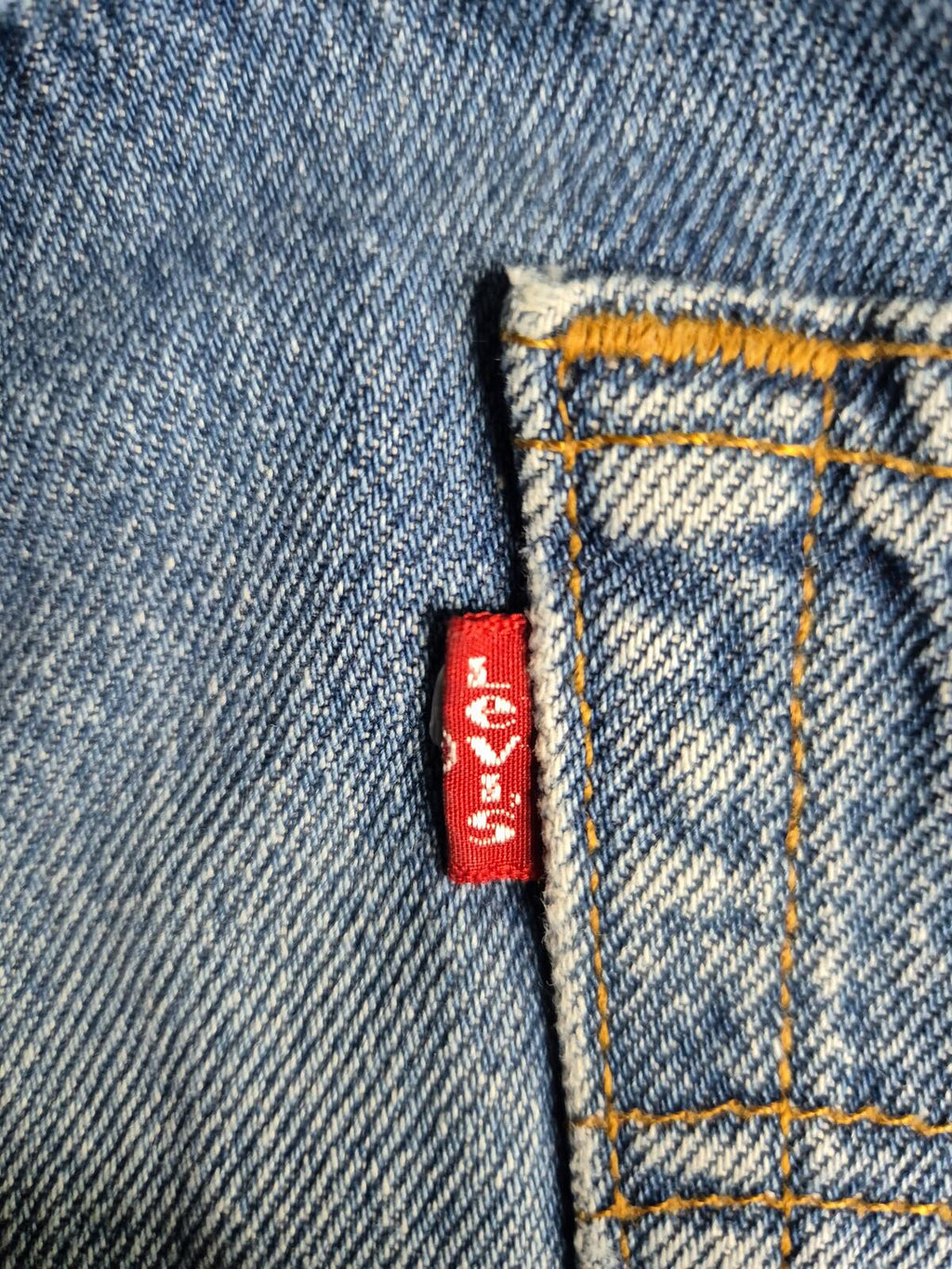 Vintage Levi 501s, paper tab, W32 L28