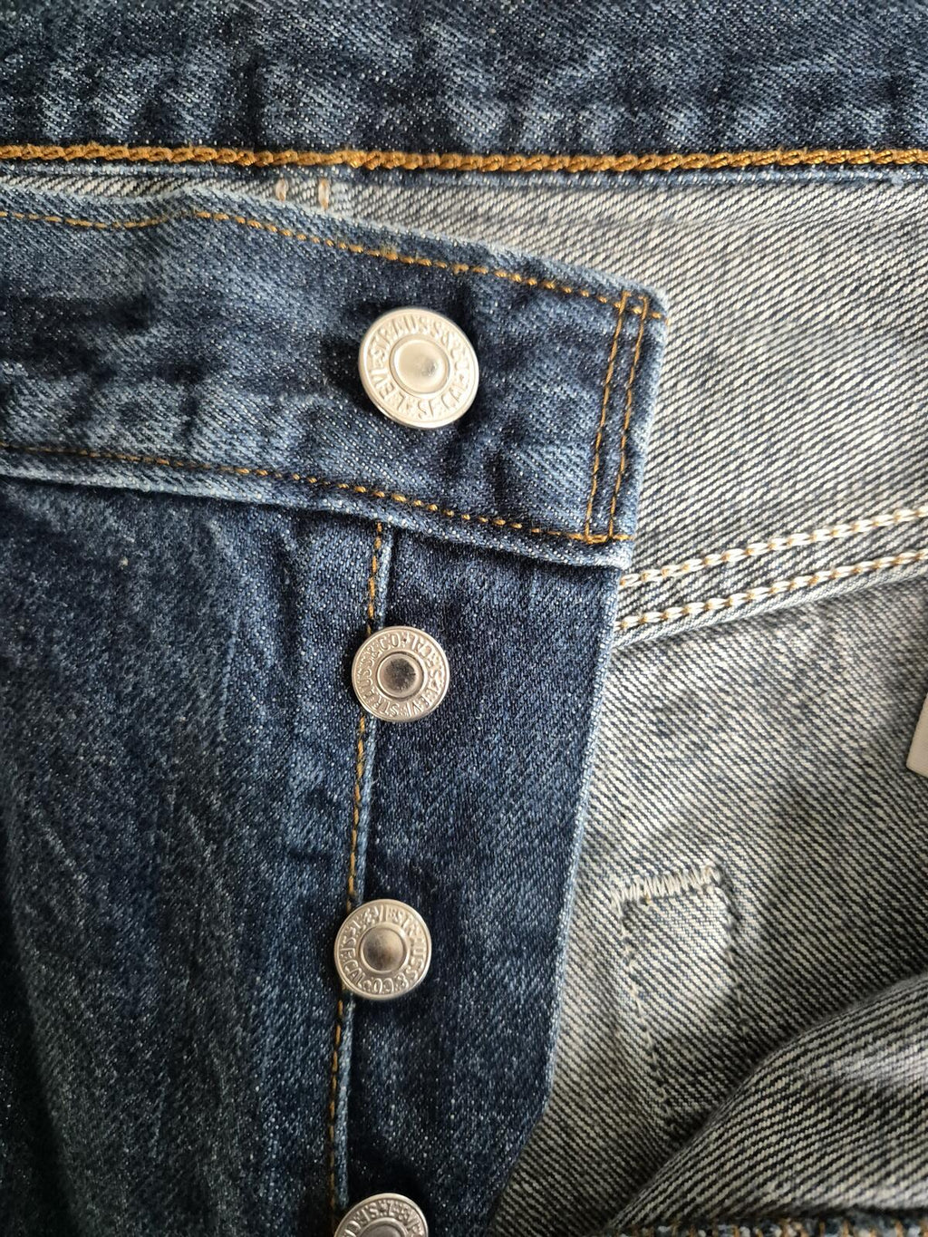 Vintage Levi 501s, paper tab, W38 l25
