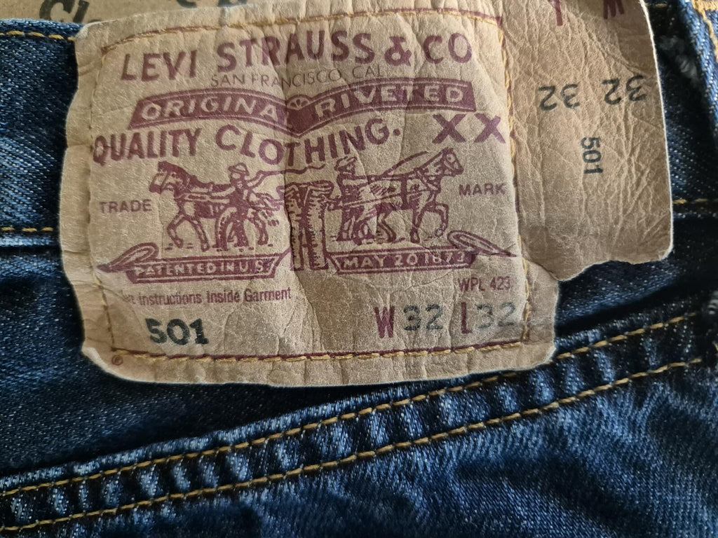 Levi 501s, Button Fly, W30 L25