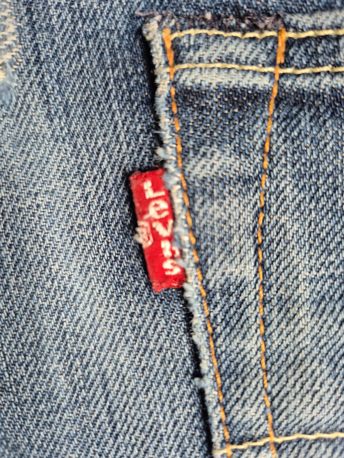 Vintage Levi 501s, Button Fly, W32 L35