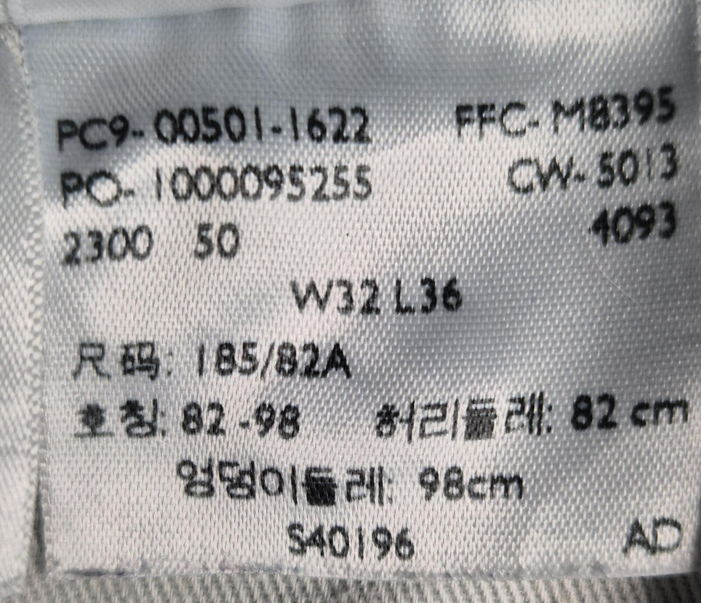 Vintage Levi 501s, Button Fly, W32 L35