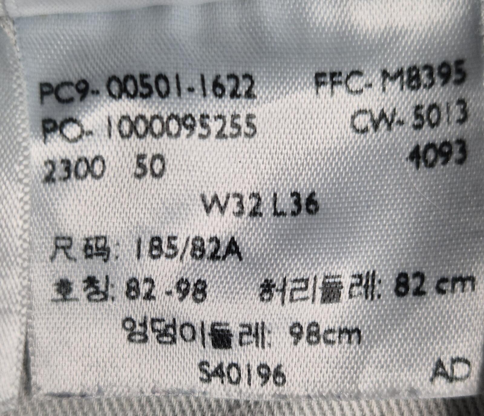 Vintage Levi 501s, Button Fly, W32 L35