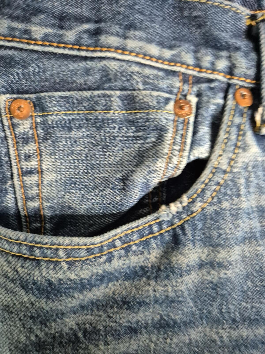 Vintage Levi 501s, Button Fly, made in mexico W34 L31