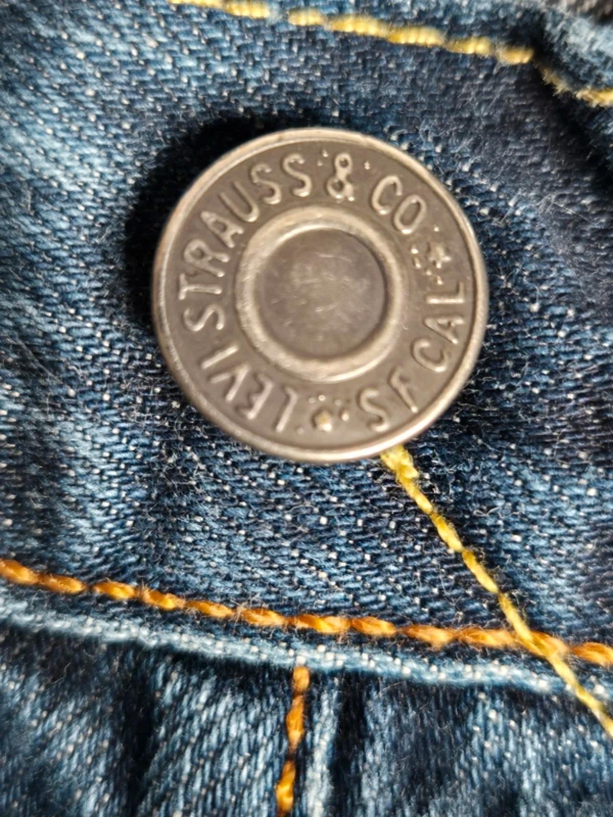 Levi 501"s, leather tag, W32 L32 1/2