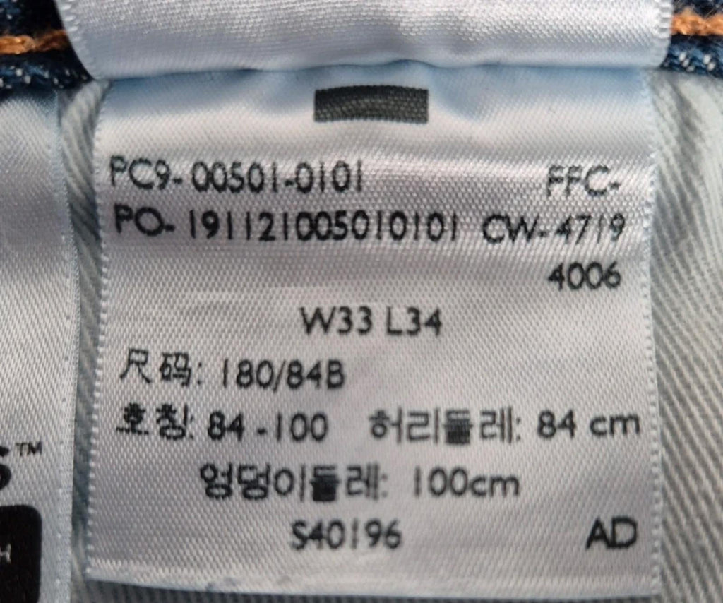 Levi 501"s, button fly, W33 L33