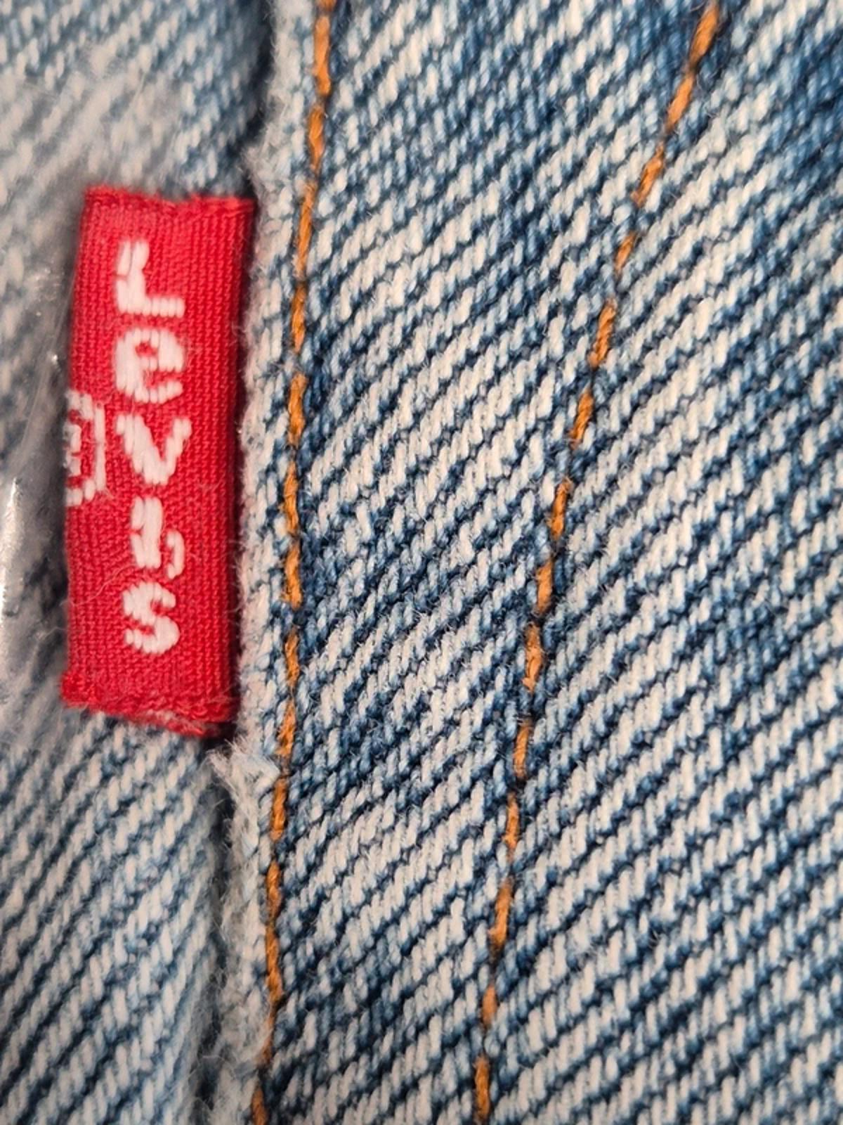 Vintage levi 501"s, perfect fade, W30