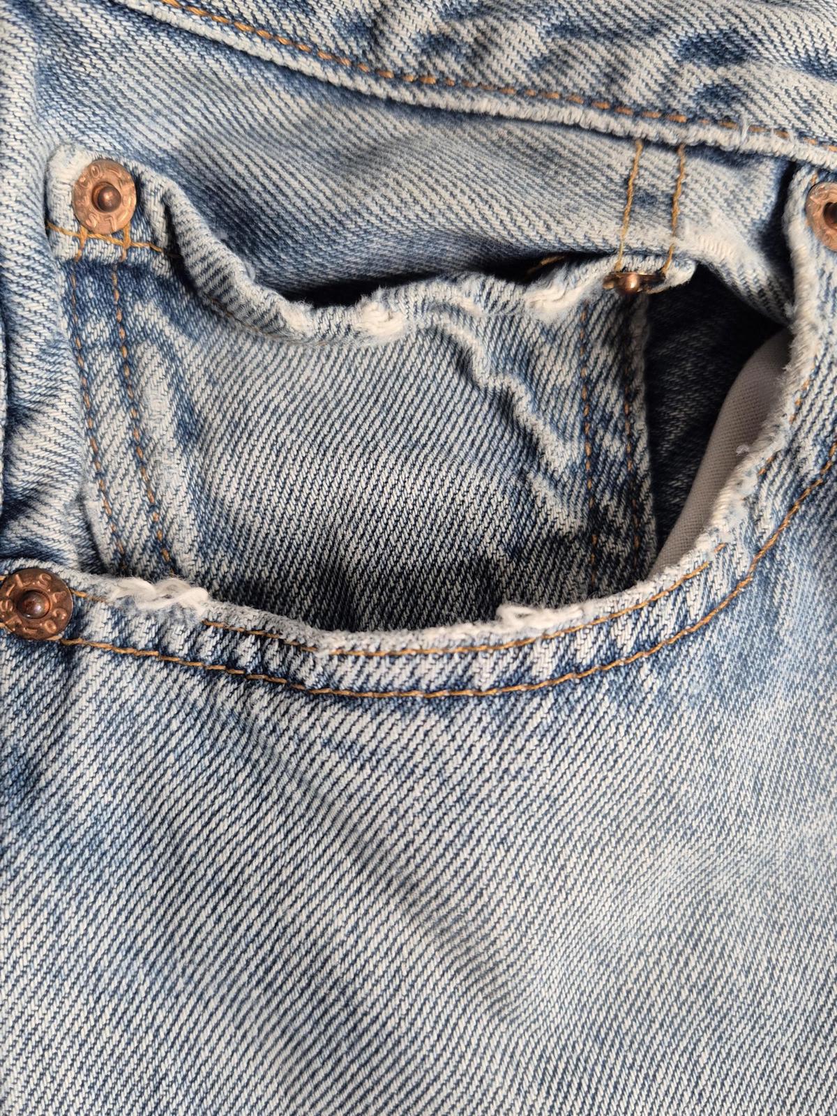 Vintage 90s Levi 501s, Made in Mexico, W31